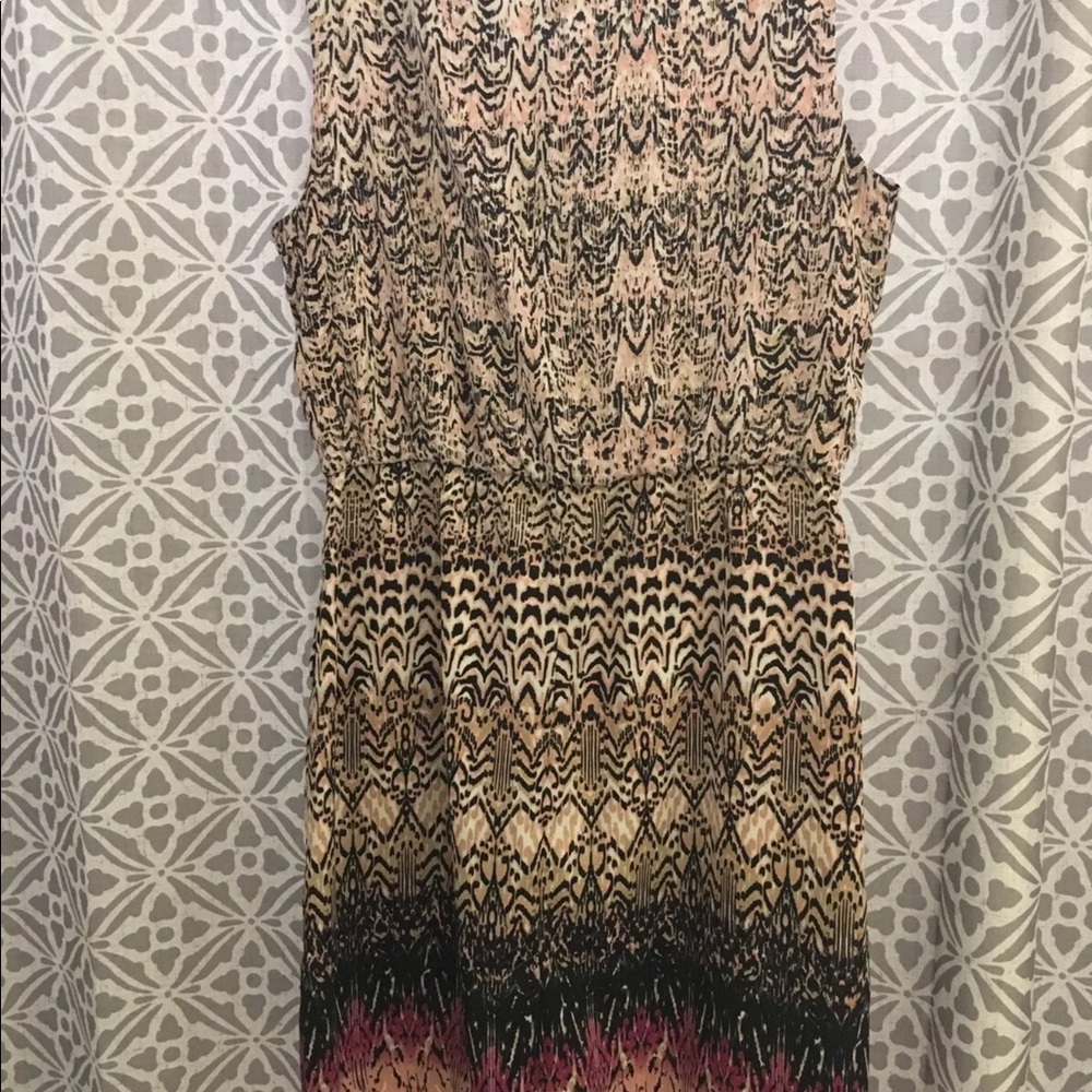 Dress - Picture 2 of 3